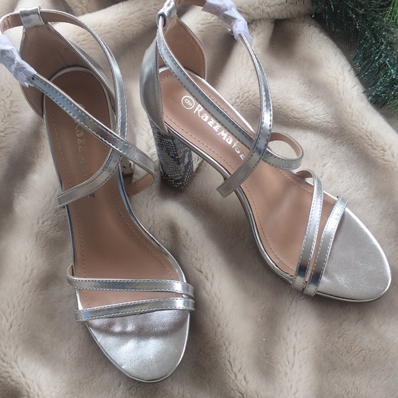 Silver Block Heel w/ ๐ ๐ Print - Picture 2 of 8